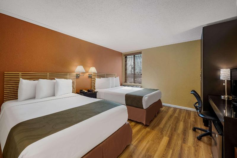 Quality Inn JFK Airport Rockaway Blvd - Oda