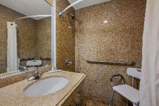 Quality Inn JFK Airport Rockaway Blvd fotoÄŸrafÄ±