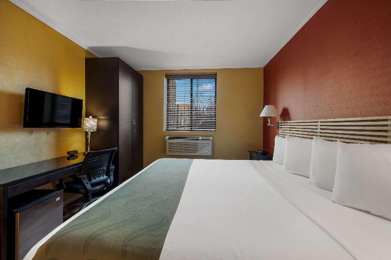 Quality Inn JFK Airport Rockaway Blvd - Oda