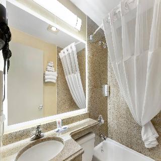 Quality Inn JFK Airport Rockaway Blvd fotoÄŸrafÄ±