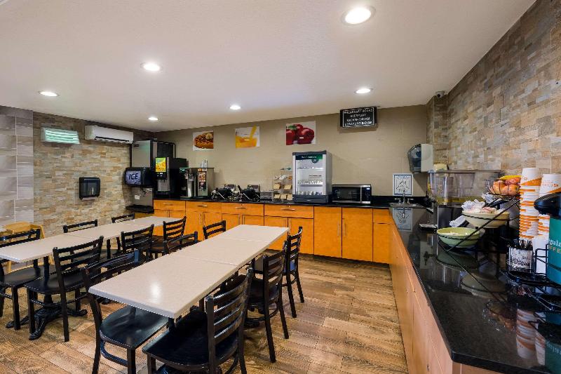 Quality Inn JFK Airport Rockaway Blvd - Restoran