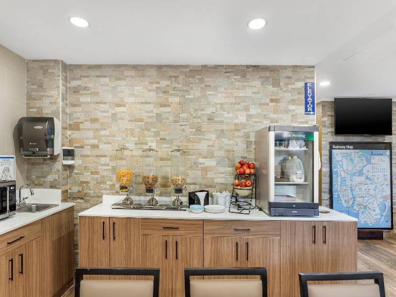 Quality Inn JFK Airport Rockaway Blvd - Restoran