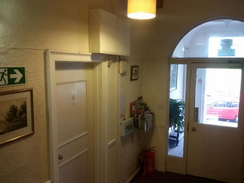 Adelphi Hotel - Lobi