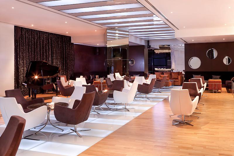 Novotel Dubai Al Barsha - Bar