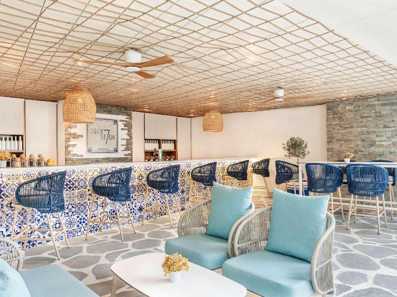 Novotel Dubai Al Barsha - Bar
