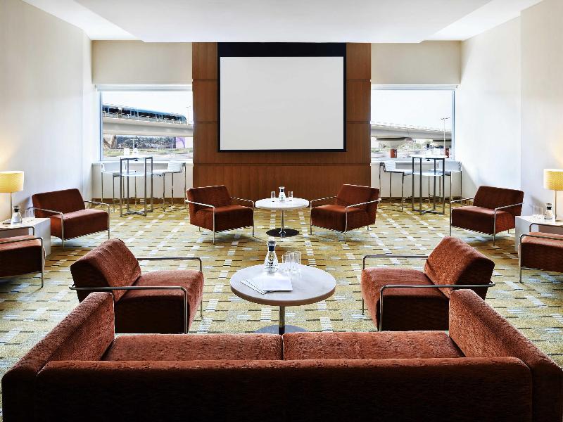 Novotel Dubai Al Barsha - Toplantı