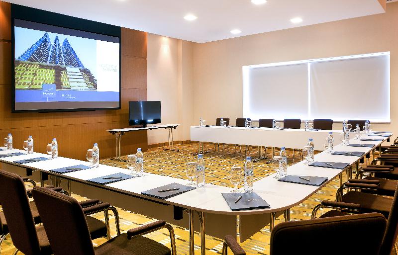 Novotel Dubai Al Barsha - Toplantı