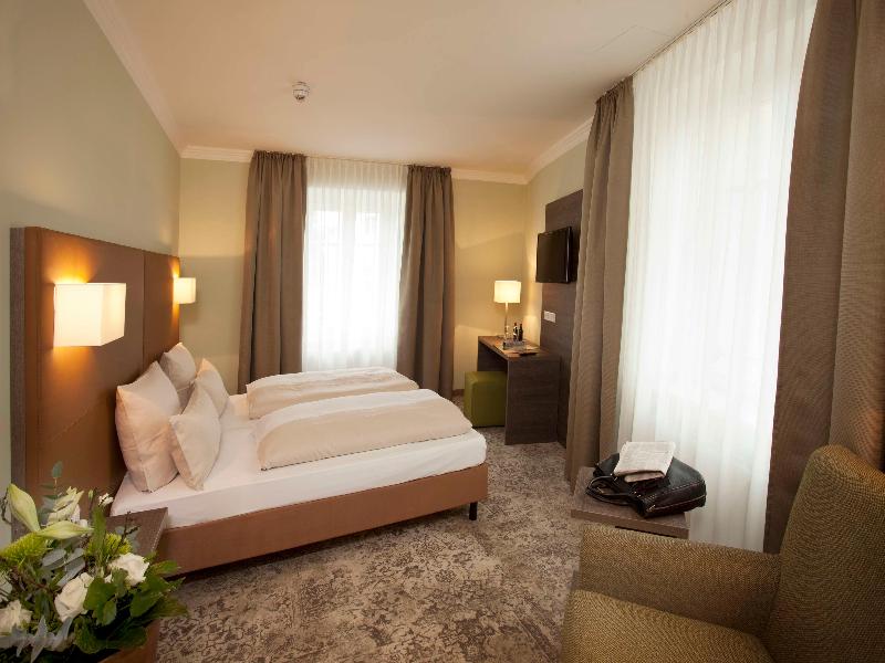 Hotel Jakob Regensburg DownTown BW Signature - Oda