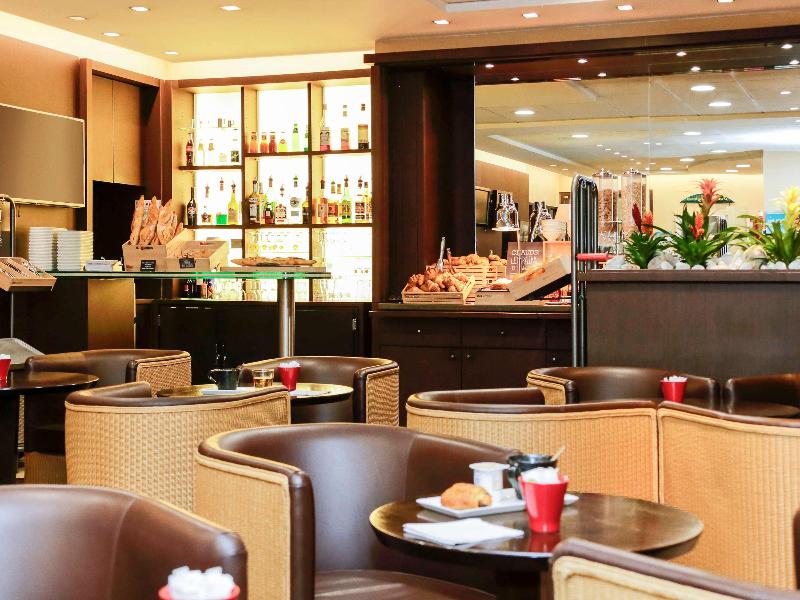 イビスバジェットパリポルトドモントルイユ - Restoran