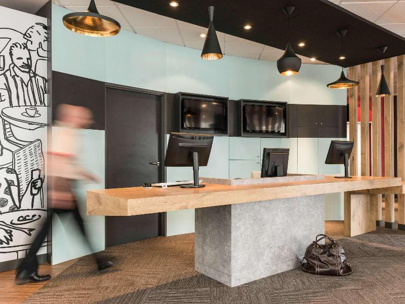 Ibis Bordeaux Bastide - Genel