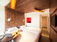 ibis Styles Niort Poitou Charentes oda fotoğrafı