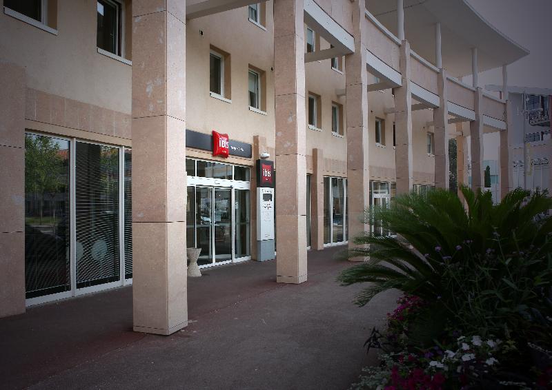 Ibis Martigues Centre - Genel