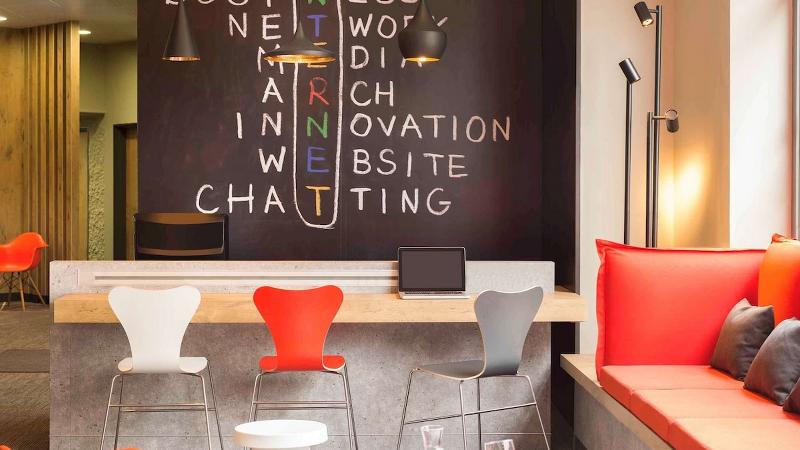 ibis Nantes Centre Tour Bretagne - Genel