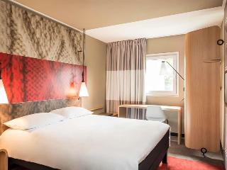 ibis Jouy en Josas Velizy