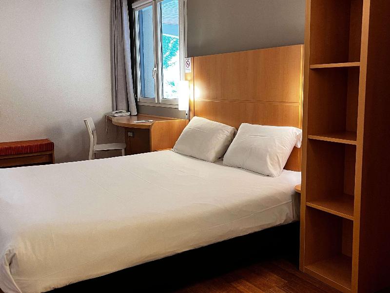 ibis Vitre Centre - Oda