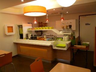 Ibis La Rochelle Centre Historique