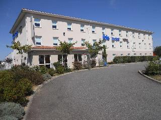 宜必思快捷马恩河谷蓬托孔博酒店 otel fotoğrafı