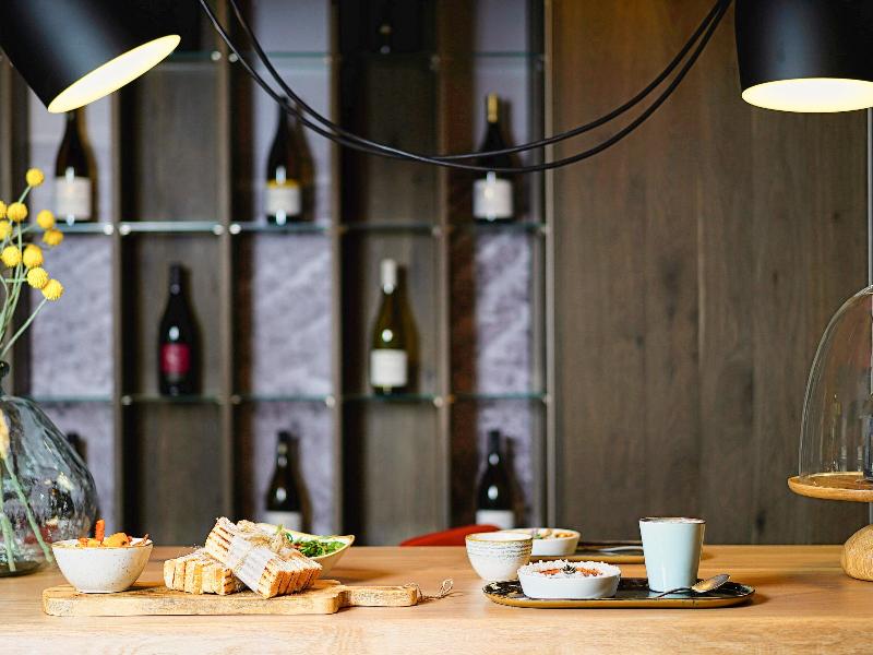宜必思尚品布雷斯地区布尔格酒店 - Bar
