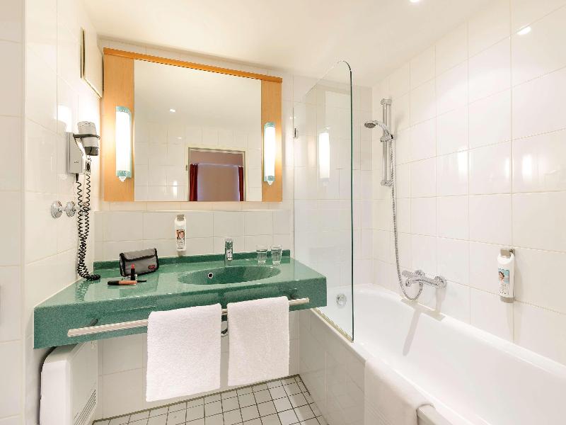 B&B HOTEL Aachen HBF - Oda