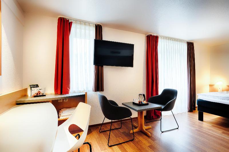 B&B HOTEL Aachen HBF - Oda
