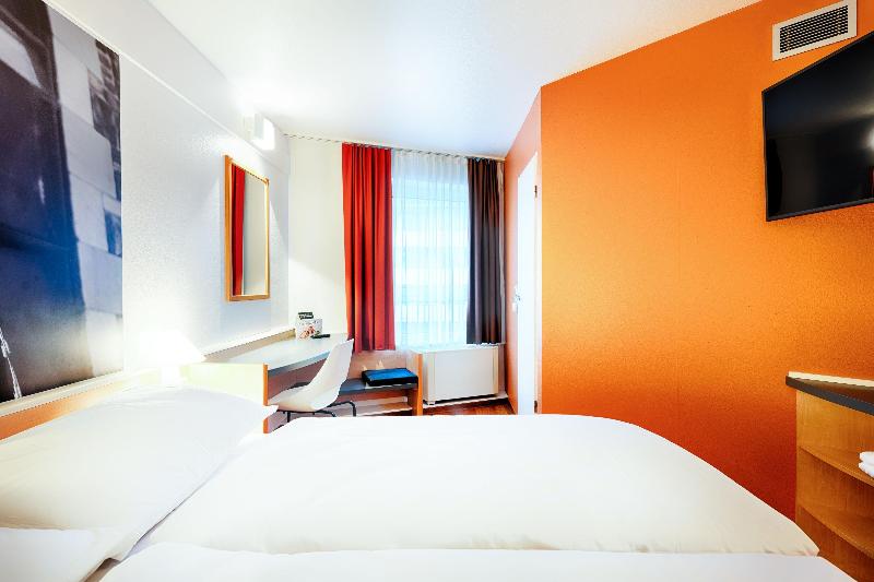 B&B HOTEL Aachen HBF - Oda