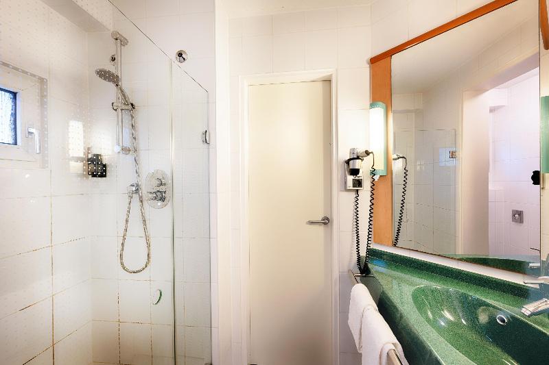 B&B HOTEL Aachen HBF - Oda