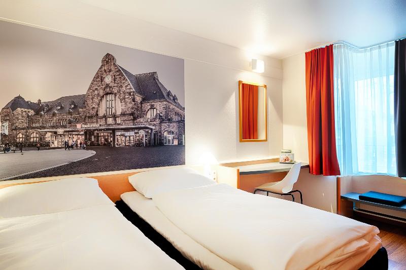 B&B HOTEL Aachen HBF - Oda