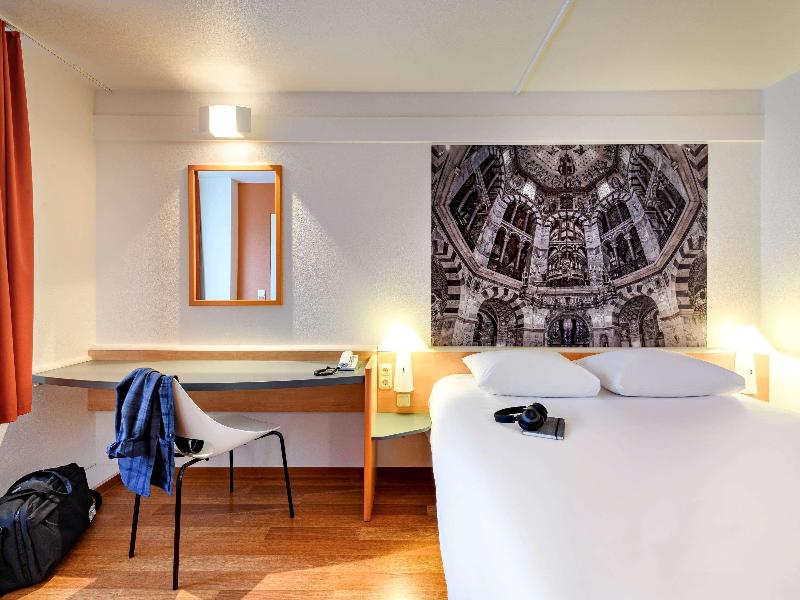 B&B HOTEL Aachen HBF - Oda
