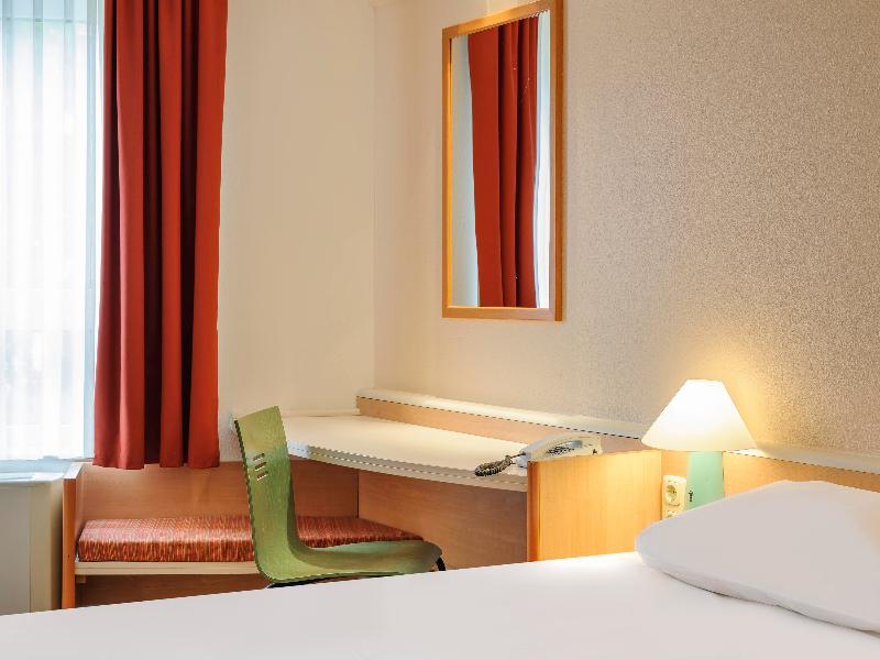 B&B HOTEL Aachen HBF - Oda