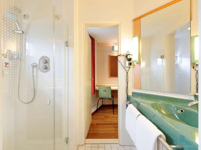 B&B HOTEL Aachen HBF - Oda