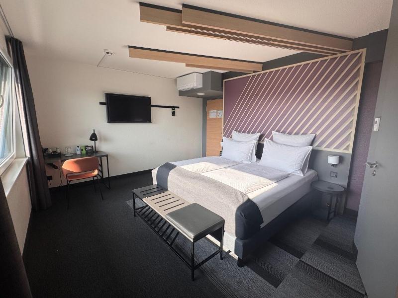 B&B HOTEL Berlin City West - Oda