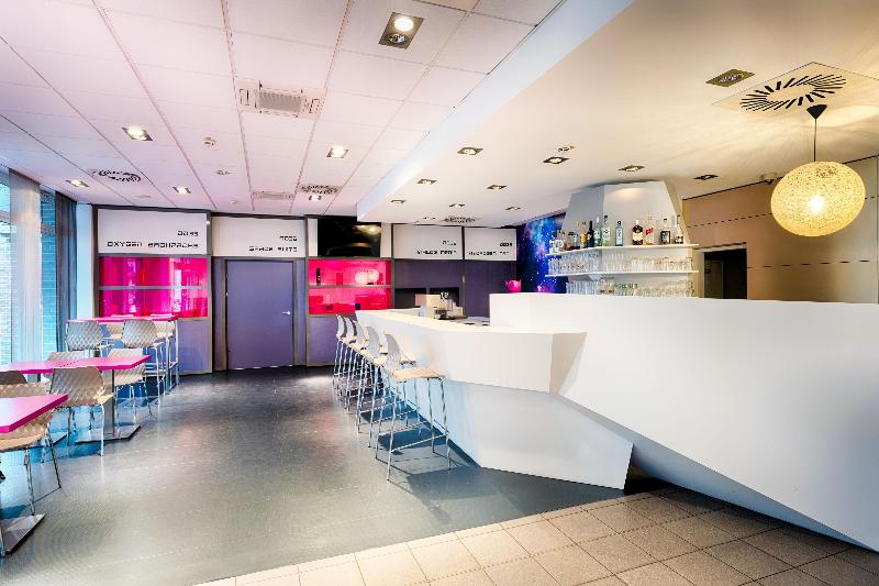 B&B Hotel Bremen-Altstadt - Lobi