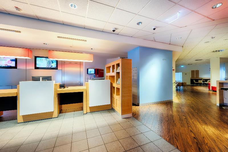 B&B HOTEL Bonn City - Lobi