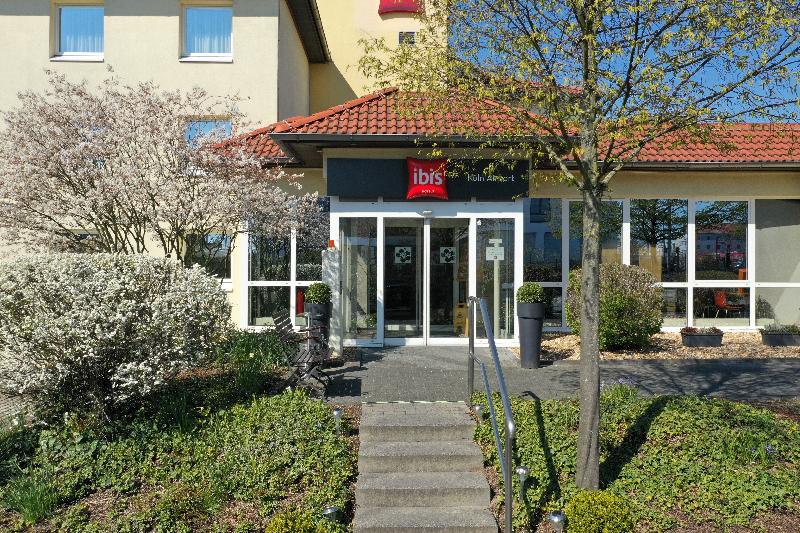 ibis Koeln Airport - Genel