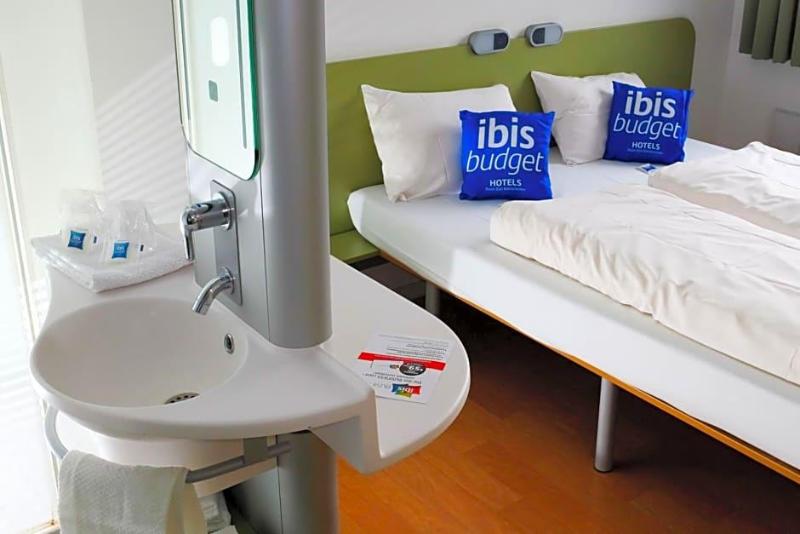 Ibis Budget Marne-La-Vallée Chelles - Genel