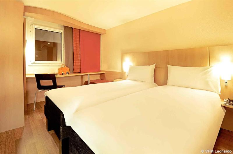 ibis Koln Leverkusen - Genel