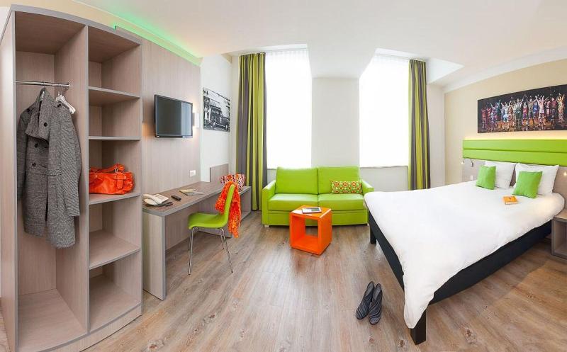 B&B HOTEL Bochum-Hbf - Oda