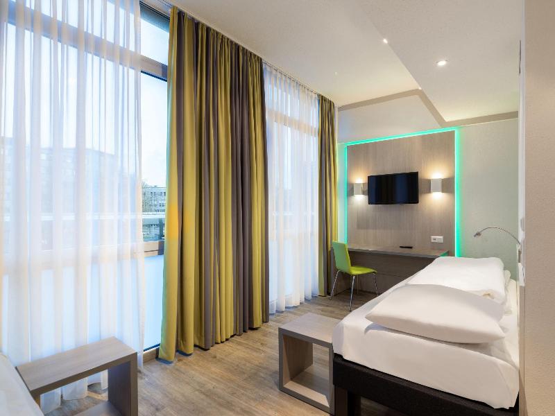 B&B HOTEL Bochum-Hbf - Oda