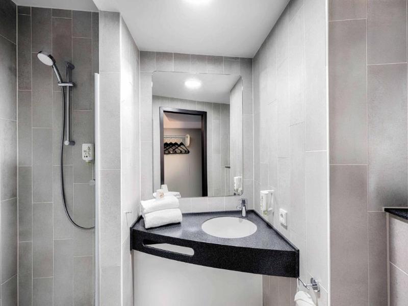 B&B HOTEL Dortmund-Airport - Oda