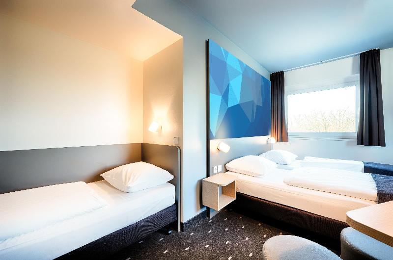 B&B HOTEL Duisburg HBF Nord - Oda