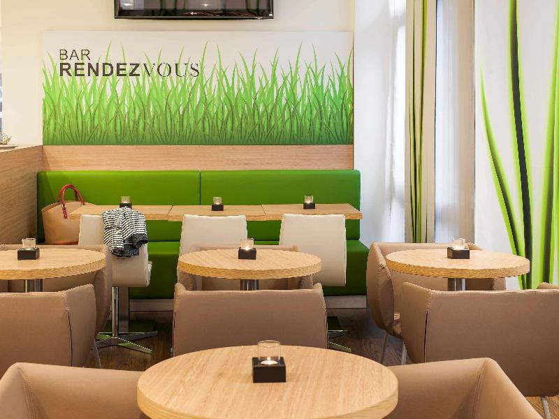 B&B HOTEL Duisburg HBF Nord - Restoran