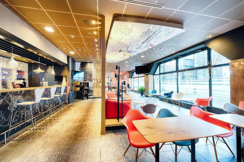 B&B Hotel Düsseldorf-Hbf - Lobi