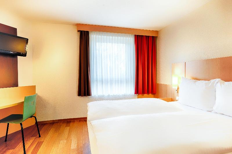 B&B Hotel Düsseldorf-Hbf - Oda