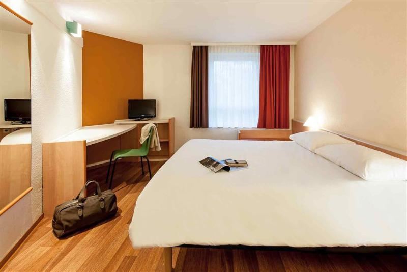 B&B Hotel Düsseldorf-Hbf - Oda
