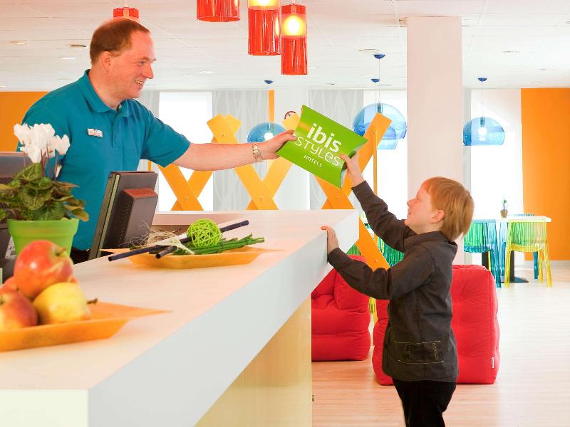 ibis Styles Duesseldorf Neuss - Lobi