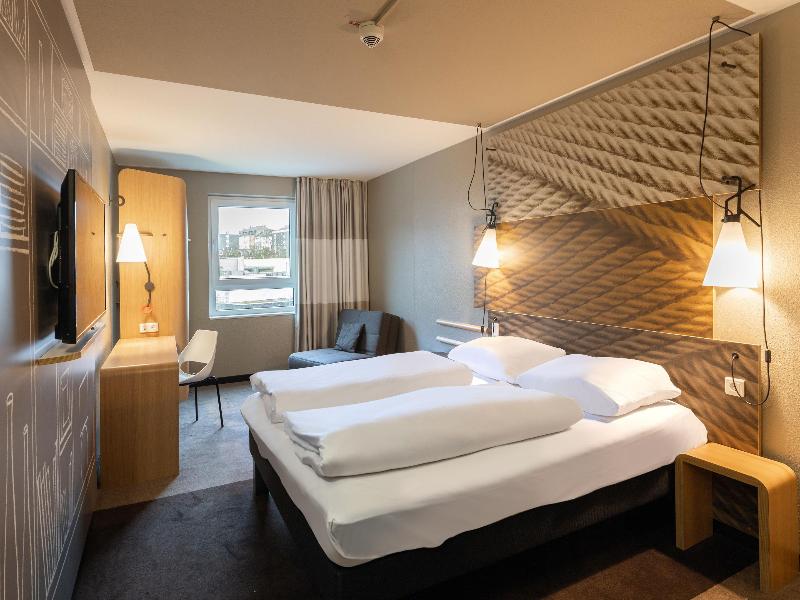 B&B HOTEL Wuppertal-City - Oda
