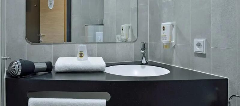 B&B HOTEL Wuppertal-City - Oda