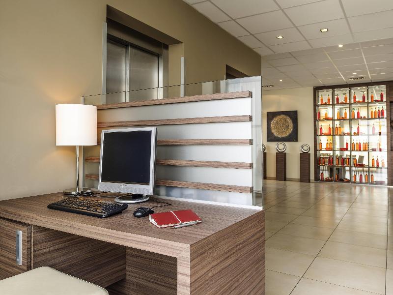 ibis Friedrichshafen Airport Messe - Genel