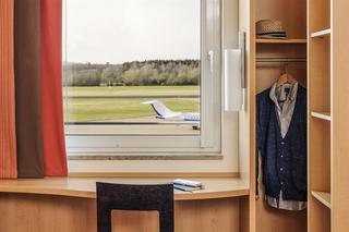 ibis Friedrichshafen Airport Messe fotoÄŸrafÄ±