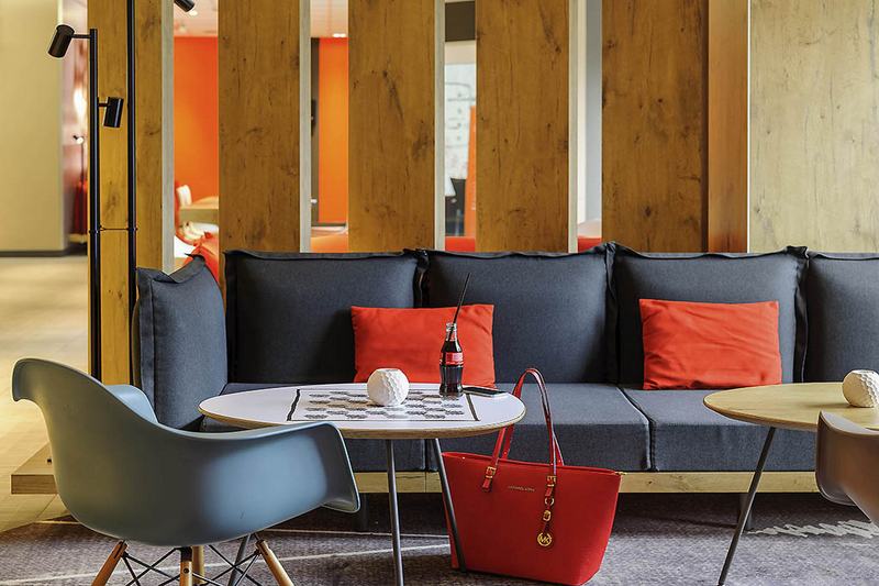 ibis Frankfurt Airport - Lobi